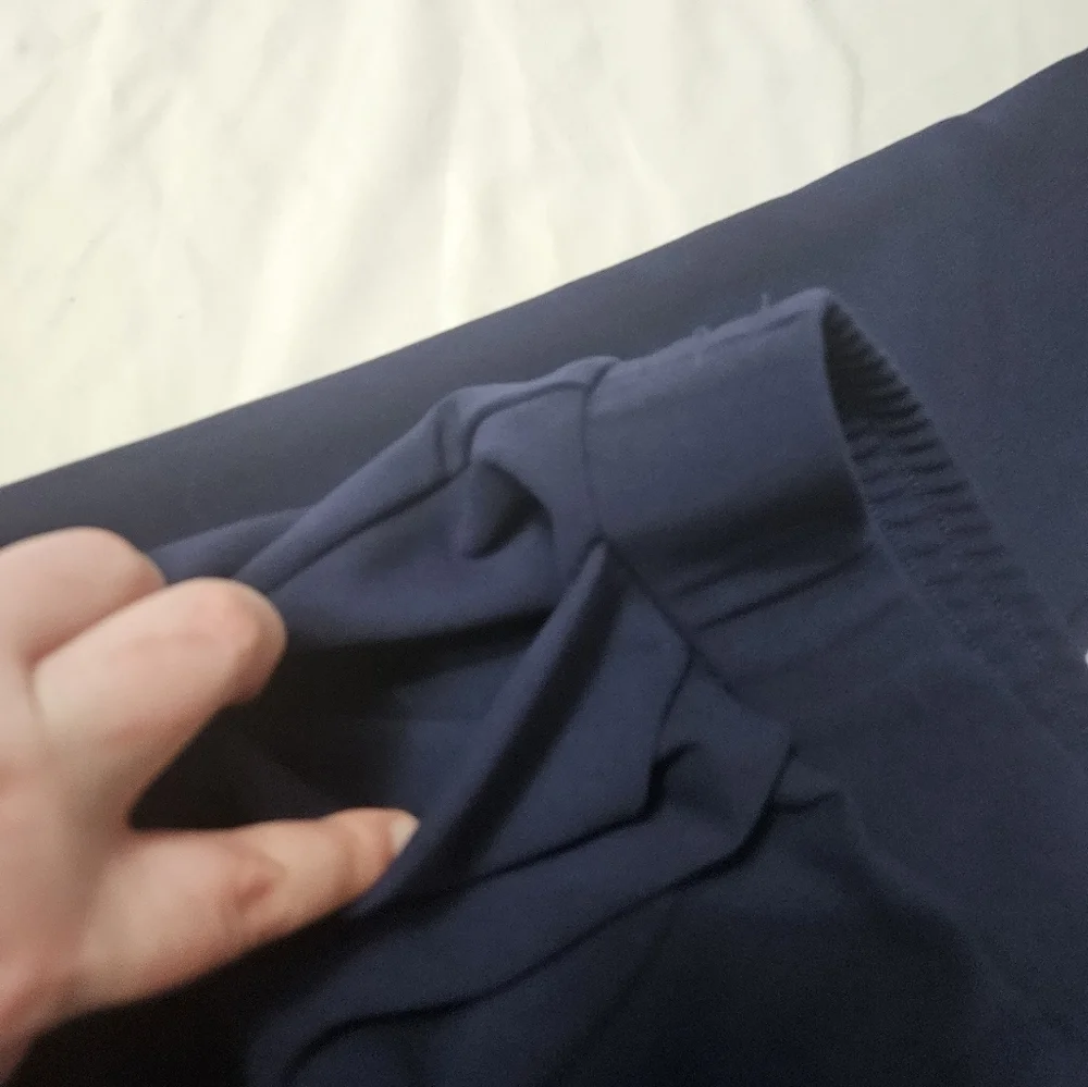 Shinestar Navy Blue Pull On Stretch Pleated Ankle Pants With Pockets Medium!